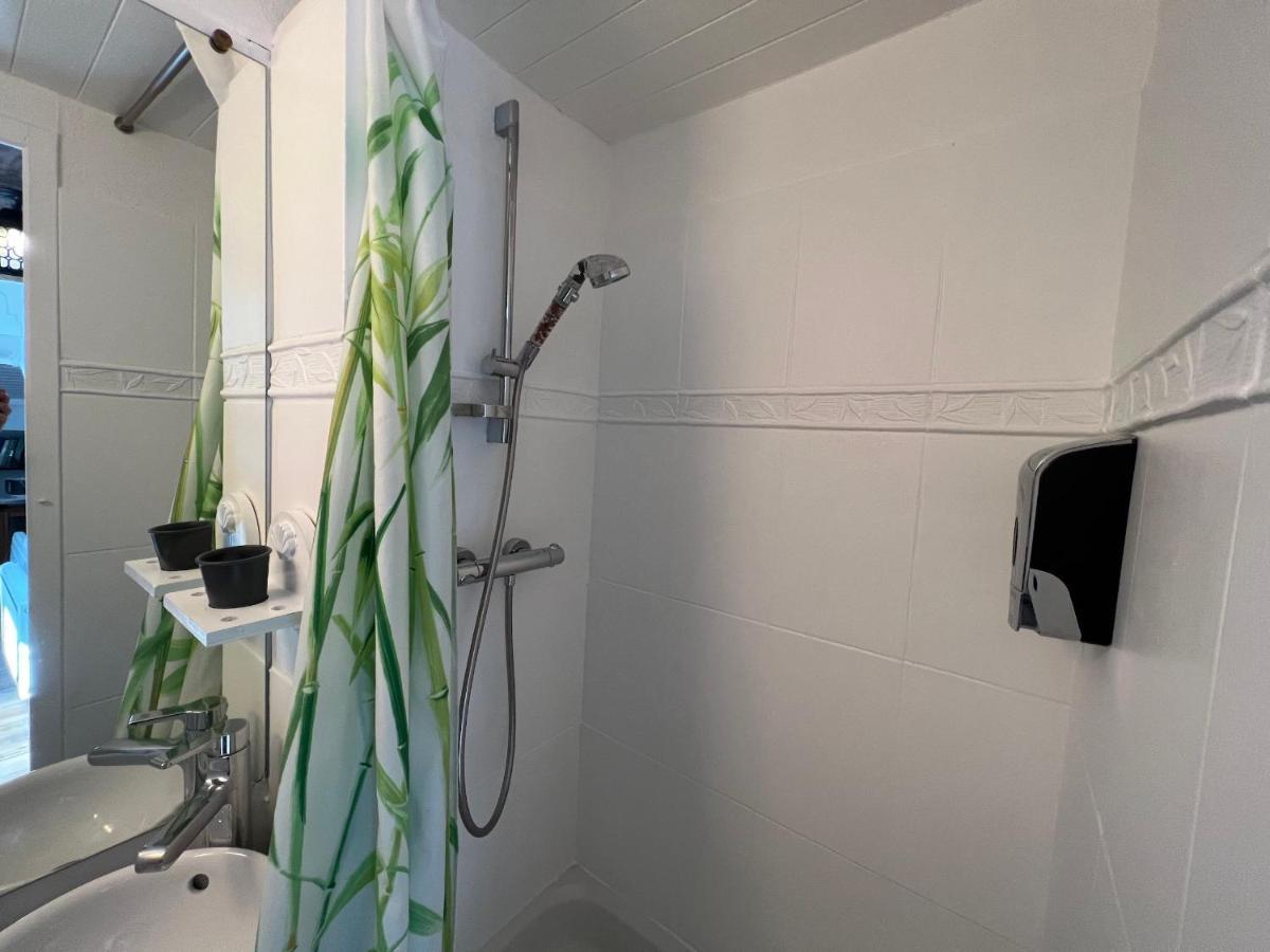 Maringes Maison D'Hotes L'Escale Du Loup Blanc מראה חיצוני תמונה