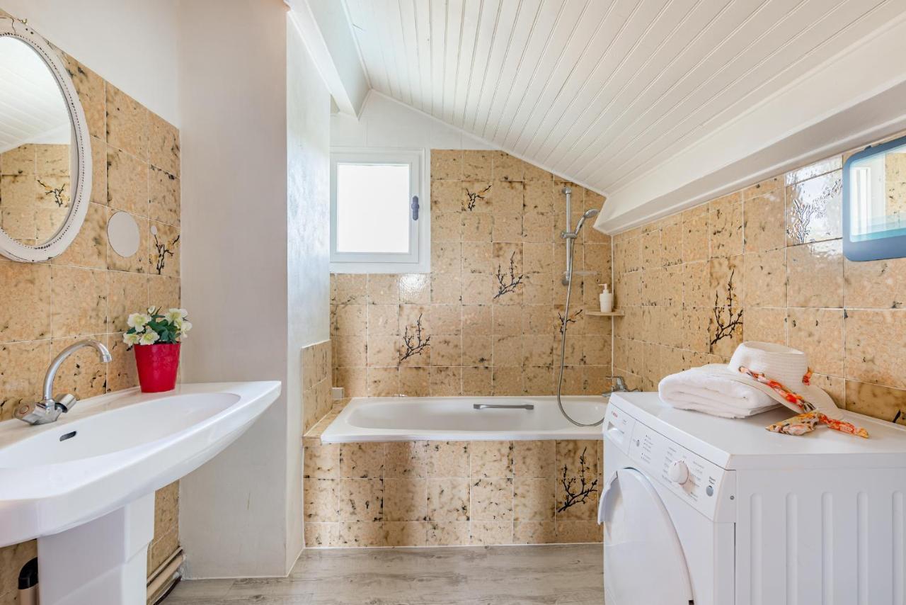 Maringes Maison D'Hotes L'Escale Du Loup Blanc מראה חיצוני תמונה